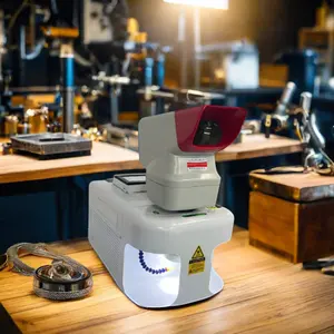 Machine de soudage laser pour bijoux en acier inoxydable utilisant un grand microscope pour faciliter l'observation