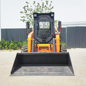 Chargeur pour zones montagneuses à haute garde au sol pour le transport <span class=keywords><strong>de</strong></span> foin en pâturages montagnards et le chargement <span class=keywords><strong>de</strong></span> nourriture en vrac pour fermes d'élevage en pente - Product Image 3