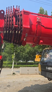 Grue mobile d'occasion NOMISany STC3000C8-8 de 300 tonnes pour projet de construction ferroviaire, flèche principale de 90 mètres, 73,5 t, complète (2024) - Product Image 3