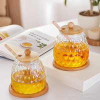 Pot à miel en verre borosilicate de haute qualité avec couvercle en bambou et cuillère, pot à miel hermétique en verre motif nid d'abeille avec base en bois
