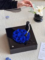 Boîte à musique Bluetooth personnalisée en acrylique avec rose éternelle et haut-parleur intégré, idéale pour Noël et les cadeaux de remise de diplôme