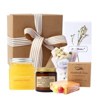 Dropshipping 2022 – Coffret Cadeau Luxe Saint-Valentin pour Femme : Soins Corporels Écologiques, Bougies en Cire de Soja, Savon Exfoliant et Soins de Douche