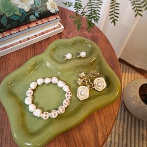 Plateau à bijoux en céramique verte, grand format, pour organiser les bibelots, les bagues, les montres, les clés, la décoration de la table de maquillage - Product Image 4