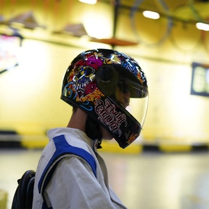 Casques <span class=keywords><strong>de</strong></span> <span class=keywords><strong>course</strong></span> <span class=keywords><strong>de</strong></span> style tendance, casques intégraux, karting - Product Image 3