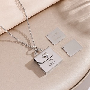 <span class=keywords><strong>Collana</strong></span> con Ciondolo a Forma di Libro in Acciaio Inossidabile di Lusso, Impermeabile e Resistente allo Sbiadimento - Product Image 3