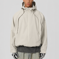 Veste coupe-vent fonctionnelle imperméable à capuche pour homme, personnalisée OEM, en softshell, avec fermeture éclair intégrale, pour la randonnée, la course à pied et les activités de plein air