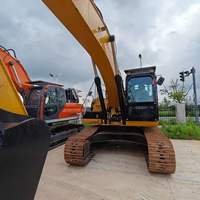 Excavatrice sur chenilles CAT 330D2L d'occasion, puissance hydraulique stable, faible nombre d'heures, bien entretenue, sans défaut, en stock