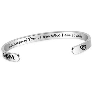 Bracelet manchette en acier inoxydable de 6 mm de large, motif flèche gravé au laser, cadeau d'amitié pour femme - Product Image 4