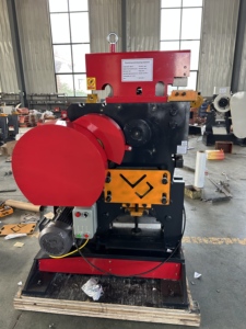 Machine de découpe et de poinçonnage à cinq postes 900KN pour profilés en acier 125x125x12 et canaux 160 - Product Image 1