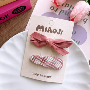 2-delige Set Zoete Stof Haarspeldjes Voor Baby Meisjes Volledig Bedekte Peuter Haartjes Haartjes Haarspeldjes Kleine Haaraccessoires Voor Kinderen - Product Image 2