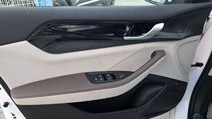 Voiture électrique 4 roues motrices BYD Qin Plus DM-i 2024 - Product Image 5