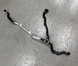 Tubo Ausiliario per Radiatore Anteriore Sinistro e Destro di Alta Qualità M2M3M4 G80G81G82G87, Tubo dell'Acqua per BMW - Product Image 4