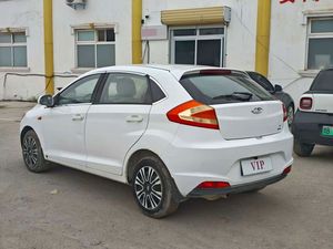 Voiture d'occasion Chery Fengyun2 Édition Confort Blanche <span class=keywords><strong>2016</strong></span> 2017 2018 à Prix de Gros – Exportation au Ghana - Product Image 4