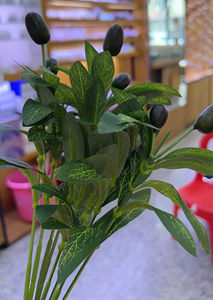 ต้นมะกอกเทียมก้านเดี่ยวทำจากผ้าไหมพร้อมใบมะกอกประดิษฐ์ผลไม้สำหรับตกแต่งบ้าน - Product Image 6