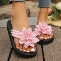 Sandales d'été légères et respirantes pour femme, à plateforme, à talon compensé, à bout ouvert, avec motif floral imprimé, dessus en toile, semelle extérieure en EVA