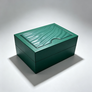 Estuche para Reloj Verde con Bolsa de Regalo, Interior de Gamuza Sintética, Caja de Empaque, Tarjeta de Certificado - Product Image 1