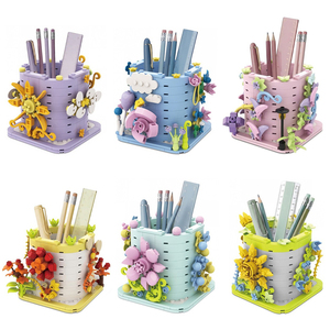 Kit de Bloques de Construcción para Hacer un Portalápices Floral, Portalápices Creativo para Escritorio, Juego Educativo de Construcción para Niños, Decoración para Mesa de Estudio - Product Image 1