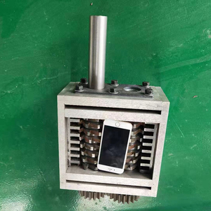 Broyeur à double arbre métallique personnalisé avec pompe de boîte de vitesses, équipement portable de recyclage plastique haute sécurité, garantie 1 an - Product Image 3