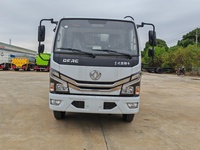 Camion compacteur de déchets Dongfeng D6 de 7 mètres cubes, véhicule léger de compression hydraulique des déchets