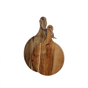 Ensemble de 2 planches à découper en bois faites à la main, de tailles différentes, pour légumes, best-seller - Product Image 1