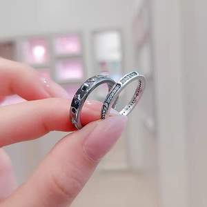 Anillo <span class=keywords><strong>de</strong></span> joyería <span class=keywords><strong>de</strong></span> alta gama para mujer, con diseño <span class=keywords><strong>de</strong></span> hoja caída rosa y circonita, con cadena plateada, para fiesta, <span class=keywords><strong>de</strong></span> fabricante mayorista, Panjia Outlet HS - Product Image 3