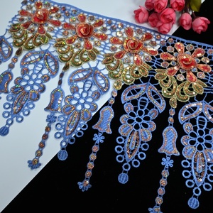 Decorazioni in Pizzo con Paillettes e Fiori 3D all'Ingrosso, Accessori per Abbigliamento in Stile Etnico - Product Image 5