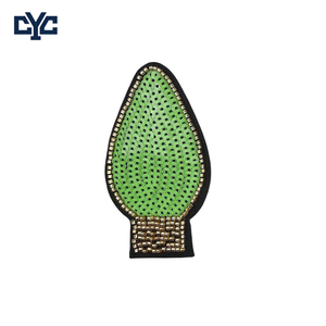 Patchs brodés multicolores <span class=keywords><strong>à</strong></span> paillettes brillantes, patchs brodés réversibles colorés <span class=keywords><strong>à</strong></span> paillettes lumineuses pour Noël - Product Image 3
