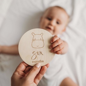 Style nordique Ins Folk Art en bois bébé carte mensuelle dessin animé Animal <span class=keywords><strong>disque</strong></span> commémoratif jalon pour la croissance bébé Photo - Product Image 4