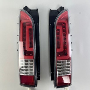 ไฟท้ายรถยนต์แบบ LED สำหรับ Toyota HIACE 200 Series ปี 2005-2018 พร้อมไฟวิ่งกลางวันแบบ LED กันน้ำ ชุดแต่งตัวถังรถ - Product Image 4