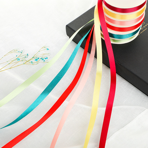Pita Rambut Satin Poliester Daur Ulang Satu Sisi Berkualitas Tinggi 4cm 1.5 Inci 100 Yard Warna Sesuai Pesanan Cetak Kustom Gulungan Wenko - Product Image 4