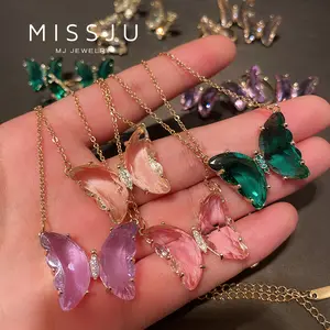 Nuevos Modelos de Verano, Juego de Joyería <span class=keywords><strong>para</strong></span> <span class=keywords><strong>Mujer</strong></span> con Collar, Anillos y Aretes de Mariposa de Cristal en 12 Colores - Product Image 1