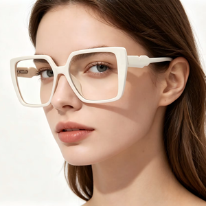Gafas de Sol Rectangulares de Alta Calidad para Mujer UAN UAI, Monturas con Frentes de TR, Patillas de CP, Detalles <span class=keywords><strong>en</strong></span> Dorado <span class=keywords><strong>y</strong></span> Transparentes - Product Image 1