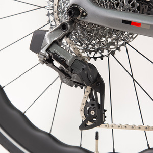 Vélo de gravier V3 en fibre de carbone avec groupe SRAM <span class=keywords><strong>RIVAL</strong></span> ETap AXS 12S sans fil et hydraulique pour l'aventure sur gravier - Product Image 3