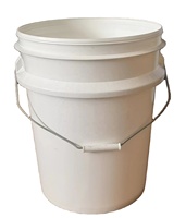 Approvisionnement d'usine Seau 20L avec poignée Réservoir d'eau en plastique carré et cylindrique écologique Grand seau de 5 gallons de qualité alimentaire