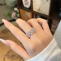 Bague fantaisie en diamant de laboratoire à taille étoilée, plaqué or blanc 18 carats, ajourée et filigranée, pour femme, haute joaillerie