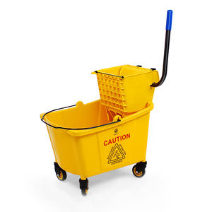 Ensemble <span class=keywords><strong>de</strong></span> serpillière et seau à essorage industriel commercial <span class=keywords><strong>de</strong></span> 35 litres, jaune, avec essoreur à pression latérale, modèle Basic, et <span class=keywords><strong>chariot</strong></span> - Product Image 1