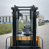 Chariot élévateur électrique de 2500 kg avec déplaceur latéral, chariot élévateur à batterie à 4 roues pour quai de chargement