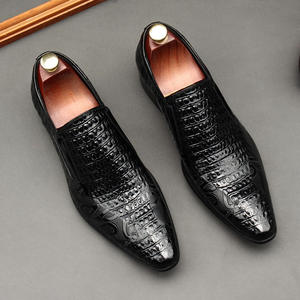 Chaussures pour hommes tendance et antidérapantes, en cuir de vachette imperméable, chaussures habillées décontractées - Product Image 4