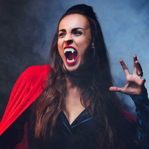 <span class=keywords><strong>Dents</strong></span> de <span class=keywords><strong>vampire</strong></span> en plastique, fausses <span class=keywords><strong>dents</strong></span>, prothèses dentaires qui brillent dans le noir, accessoire de cosplay pour Halloween, jouet de farce pour le poisson d'avril, fournitures pour fêtes - Product Image 6
