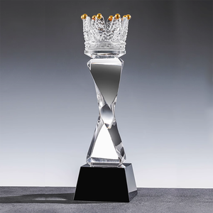 Premio de trofeo en forma de corona de cristal de lujo hecho a medida con grabado gratuito Trofeo de corona de oro de gama alta para premios <span class=keywords><strong>VIP</strong></span> y corporativos - Product Image 5