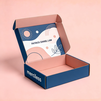 Boîte cadeau pour vêtements imprimés numériquement de luxe, boîte d'emballage rigide en carton ondulé bleu marine