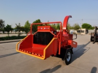 Machine de découpe industrielle à moteur Diesel remorquable déchiqueteuse à bois jardin arbre branche bûche fendeur découpeuse # woodchipper