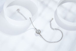 เครื่องประดับเงินแท้แบรนด์ดัง โชว์แฟชั่นทุกแบบ สร้อยข้อมือโมอิสซาไนต์แท้ ของขวัญเครื่องประดับใหม่ สร้อยข้อมือเสน่ห์สำหรับงานปาร์ตี้ - Product Image 3