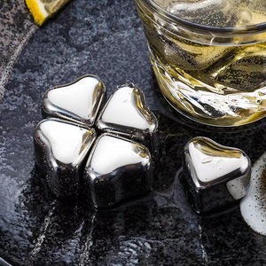 Personalizzabile 304 acciaio inox a forma di cuore di raffreddamento <span class=keywords><strong>cubetti</strong></span> di ghiaccio Bar accessori per bevande in cucina di casa - Product Image 1