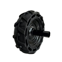 Les pneus pour les micro-tracteurs produits dans l'usine de Qingdao sont durables et résistants aux crevaisons. Roue pleine 3.50-4