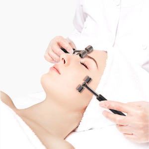 Salon 5-in-1 menggunakan instrumen kecantikan multifungsi dengan sikat putar ultrasonik pembersih wajah vakum pelapisan - Product Image 4