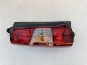 Luz trasera Mootour 9819235880 9820554880 para <span class=keywords><strong>PEUGEOT</strong></span> PARTNER BERLINGO COMBO 2018-2024 - Product Image 6