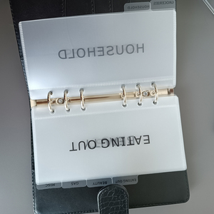 Vente en gros de feuilles mobiles flexibles ouvertes sur le côté en PP mat, sans zip, à onglets givrés, pochette de reliure personnalisée A6 A7, enveloppe préfabriquée pour monnaie - Product Image 6