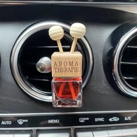 Diffuseur de parfum de voiture de bouteille en verre de luxe de 8ML Parfum d'évent de désodorisant de voiture moderne pour les parfums de jasmin d'océan de lys
