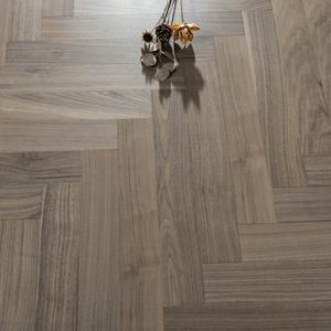 Parquet en bois <span class=keywords><strong>d</strong></span>'ingénierie en noyer à chevrons, âme en bouleau 3 couches pour <span class=keywords><strong>chauffage</strong></span> par le sol, système à clic - Product Image 1